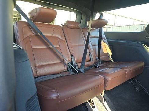 Used 2025 Lincoln Navigator L Reserve AWD/4WD image 12