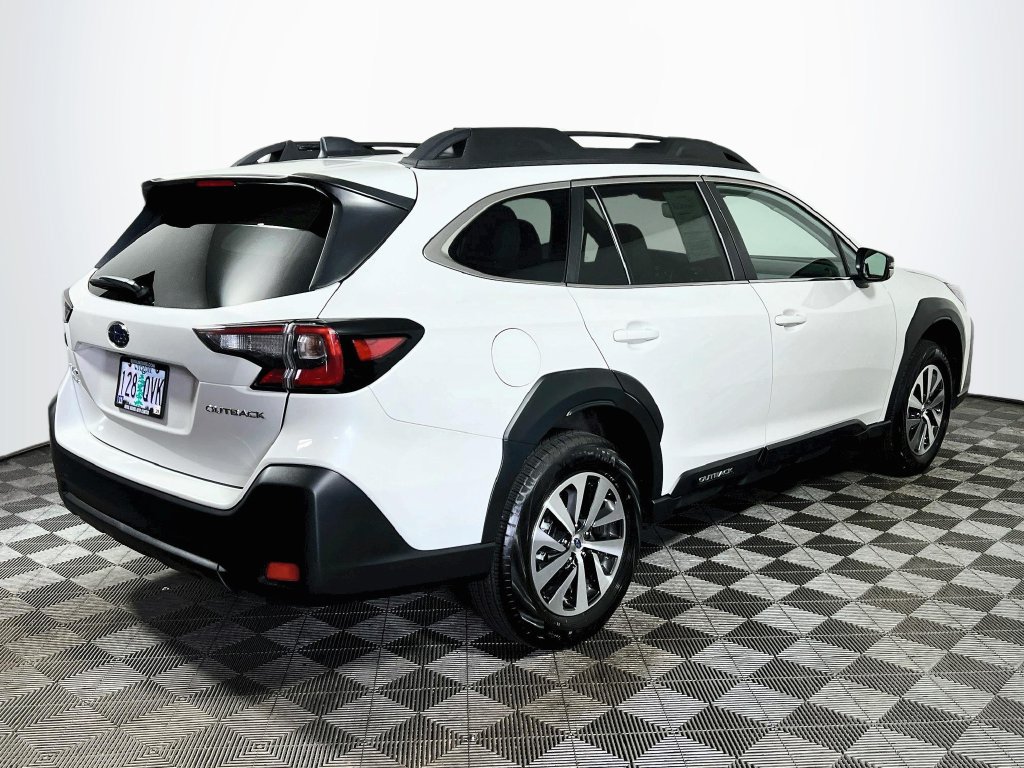 Certified 2025 Subaru Outback Premium AWD/4WD image 7