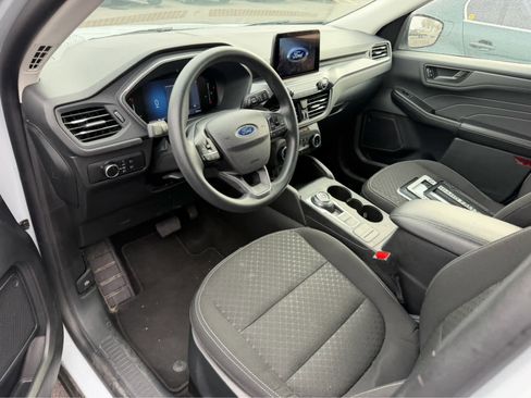 Used 2025 Ford Escape Active image 3