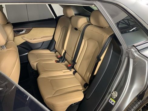 Used 2019 Audi Q8 Prestige image 29