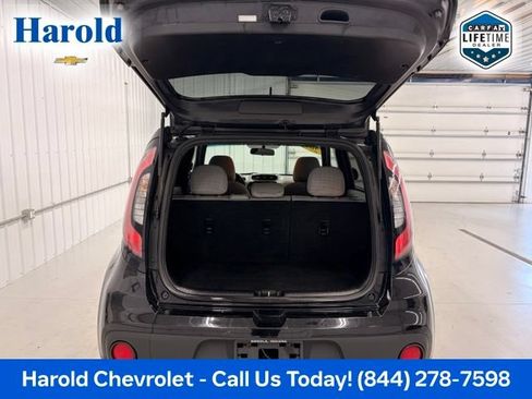 Used 2018 Kia Soul FWD image 5