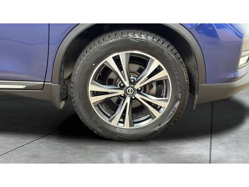 Used 2018 Nissan Rogue SL w/ Premium Package AWD/4WD image 21