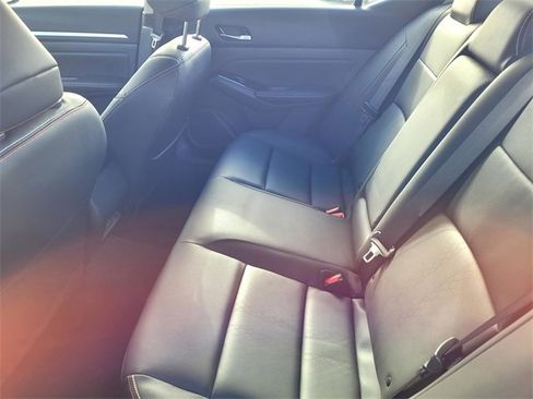 New 2025 Nissan Altima 2.5 SR image 8