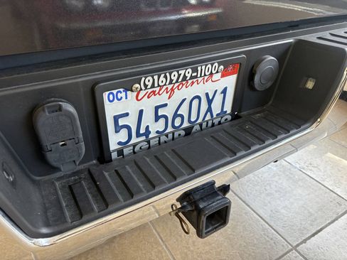 Used 2014 Chevrolet Silverado 1500 LTZ RWD image 10