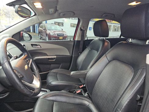 Used 2020 Chevrolet Sonic Premier image 14