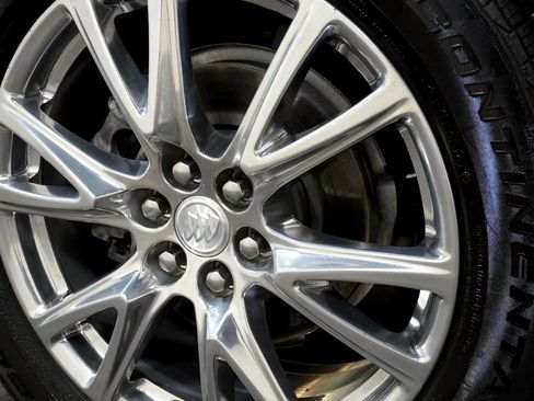 Used 2022 Buick Enclave Premium w/ Surround and Sites Package image 12