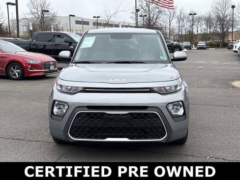 Certified 2022 Kia Soul LX image 6