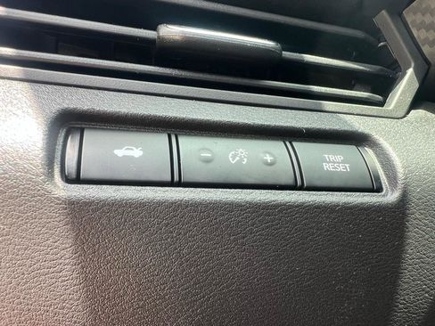Used 2019 Nissan Altima 2.5 SR w/ SR Premium Package FWD image 13