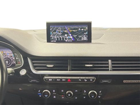 Used 2018 Audi Q7 3.0T Premium Plus w/ Premium Plus Package image 15