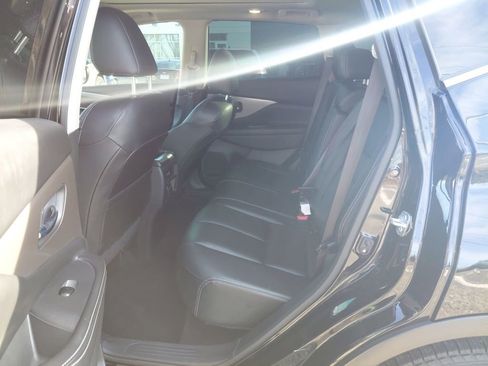 Used 2023 Nissan Murano SV image 15