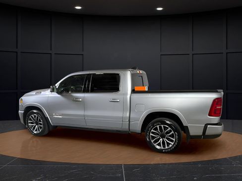 Used 2026 RAM 1500 Limited w/ Body Color Bumper Group AWD/4WD image 2