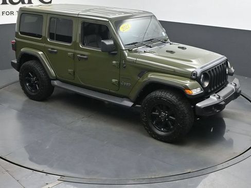 Used 2021 Jeep Wrangler Unlimited Sahara w/ Uconnect 4C Nav & Sound Group AWD/4WD image 48
