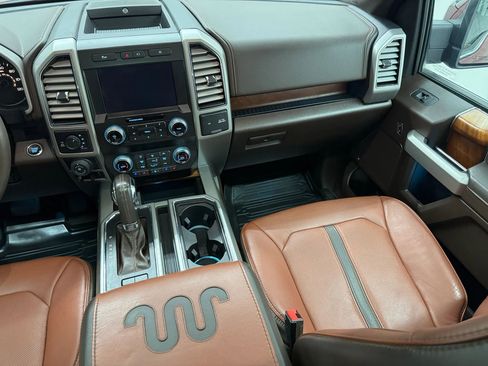 Used 2019 Ford F150 King Ranch image 27