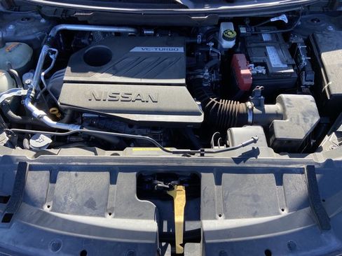 Used 2023 Nissan Rogue S image 26