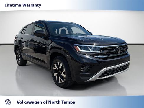 Used 2022 Volkswagen Atlas Cross Sport SE FWD image 1