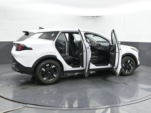 Used 2026 Kia Sportage LX FWD image 51