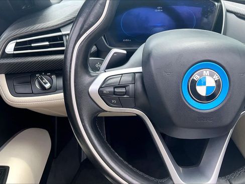 Used 2019 BMW i8 Roadster AWD/4WD image 20