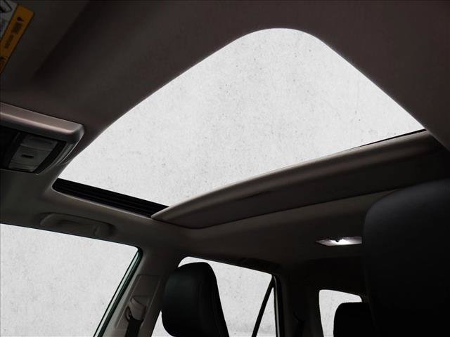 Used 2020 Toyota 4Runner SR5 Premium w/ Moonroof Package AWD/4WD image 13