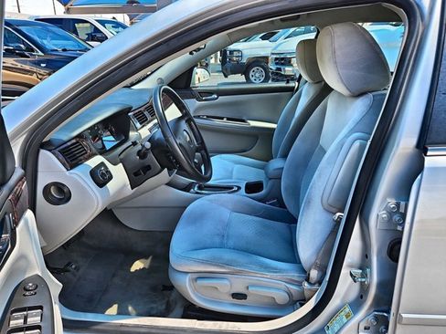 Used 2013 Chevrolet Impala LT FWD image 14