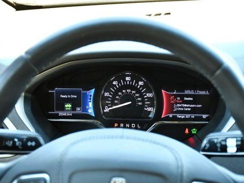 Used 2020 Lincoln MKZ Reserve w/ Luxury Package FWD image 25