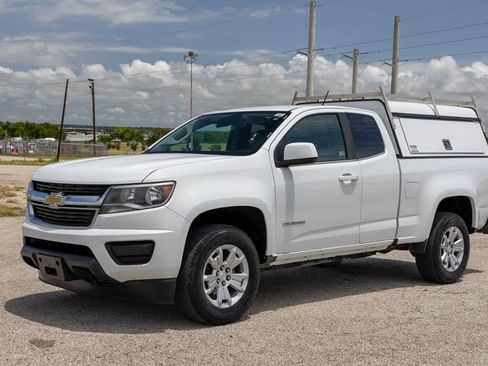 Used 2020 Chevrolet Colorado LT w/ Safety Package RWD image 3