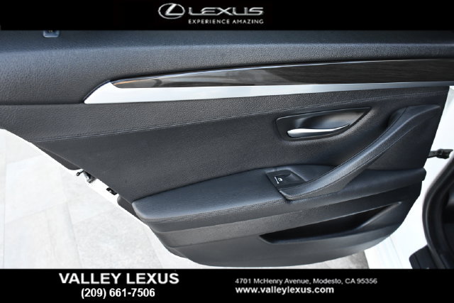 Used 2012 BMW 528i xDrive Sedan AWD/4WD image 18