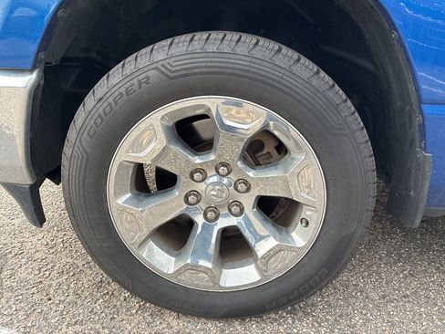 Used 2019 RAM 1500 Big Horn image 10