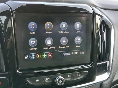 Used 2023 Chevrolet Traverse LT FWD image 19