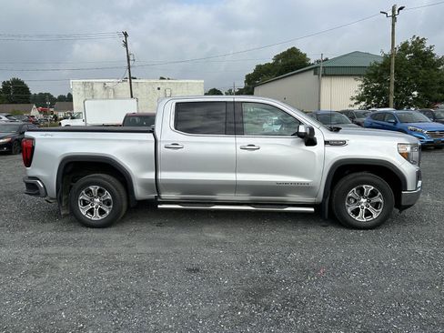 Used 2020 GMC Sierra 1500 SLT w/ SLT Convenience Package AWD/4WD image 9