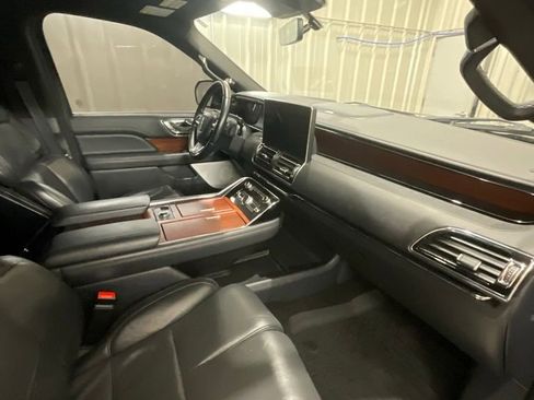 Used 2022 Lincoln Navigator L Reserve image 16