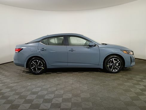 New 2025 Nissan Sentra SV w/ All-Weather Package image 7