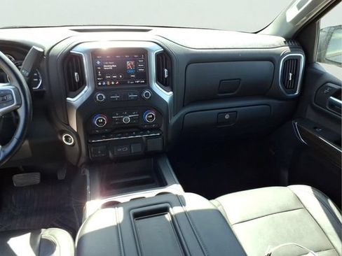 Used 2020 Chevrolet Silverado 1500 LT Trail Boss AWD/4WD image 15