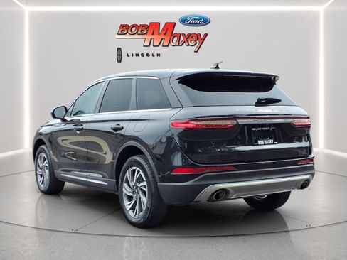 Used 2024 Lincoln Corsair FWD image 6