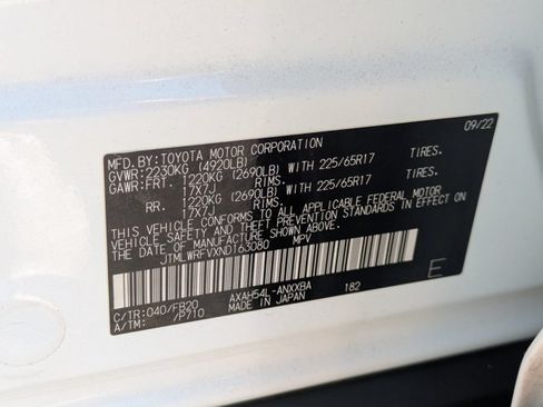Used 2022 Toyota RAV4 LE AWD/4WD image 22