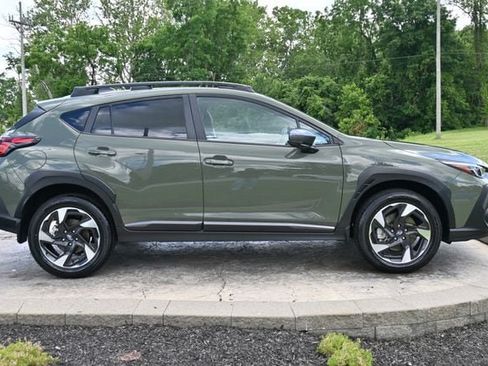 Used 2025 Subaru Crosstrek 2.5i Limited AWD/4WD image 4