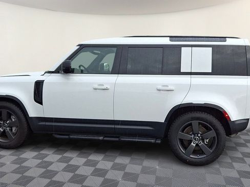 Certified 2025 Land Rover Defender 110 S AWD/4WD image 5