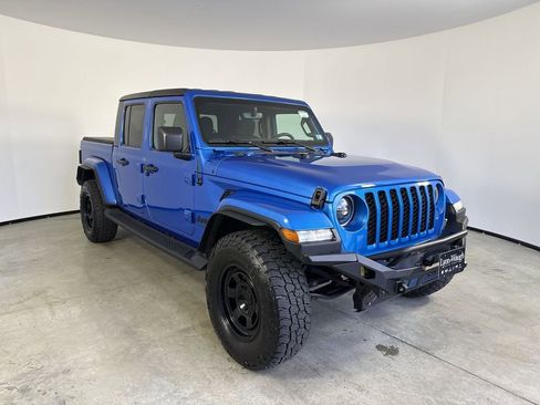 Used 2021 Jeep Gladiator Sport image 9