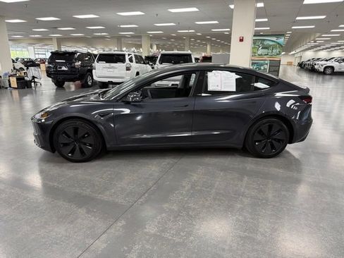 Used 2025 Tesla Model 3 RWD image 4