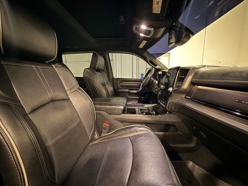Used 2022 RAM 2500 Limited w/ Towing Technology Group image 32