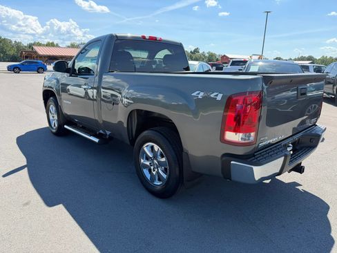 Used 2011 GMC Sierra 1500 SLE w/ Chrome Essentials Package AWD/4WD image 3