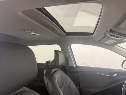 Used 2023 Kia Niro Wave w/ Wave Preserve Package FWD image 13