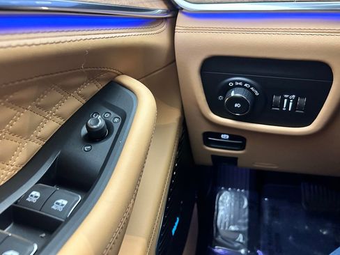 New 2026 Jeep Grand Cherokee Summit AWD/4WD image 19