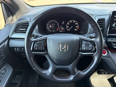 Used 2025 Honda Odyssey Sport-L image 22