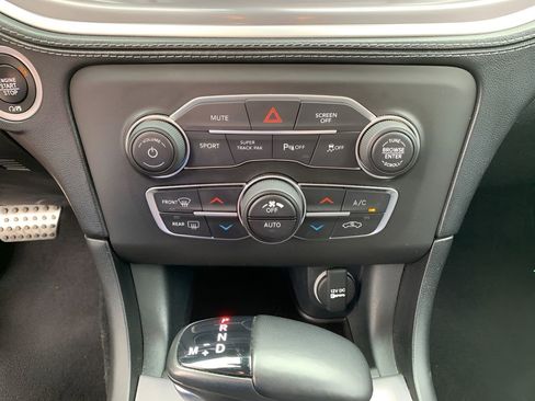 Used 2022 Dodge Charger R/T w/ Plus Group image 22