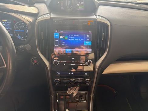 Used 2022 Subaru Ascent Limited w/ Technology Package image 13