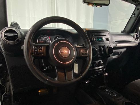 Used 2014 Jeep Wrangler Sport w/ Quick Order Package 24S AWD/4WD image 17