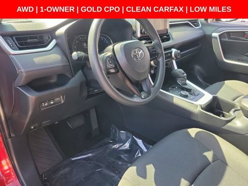 Used 2024 Toyota RAV4 LE AWD/4WD image 20