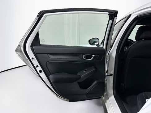 Used 2023 Honda Civic Sport image 25