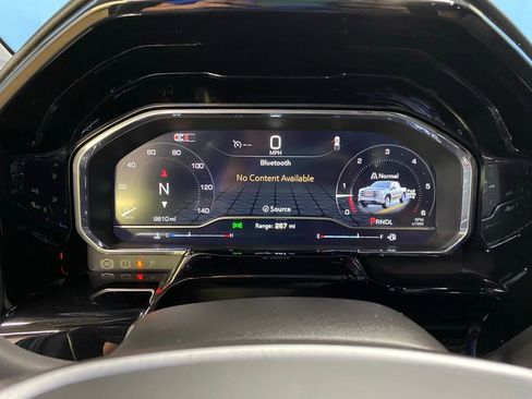 Used 2024 GMC Sierra 1500 Elevation image 26