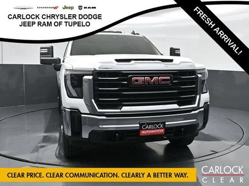 Used 2025 GMC Sierra 2500 Pro AWD/4WD image 7